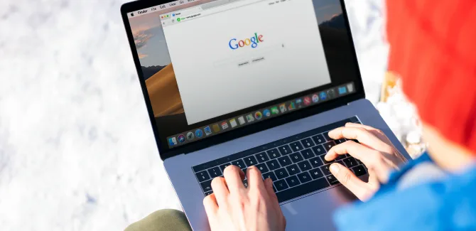 image de présentation "à quoi sert un site internet et pourquoi est-il essentiel aujourd'hui ?"