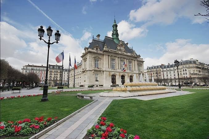 Levallois-Perret — Skyward Agency