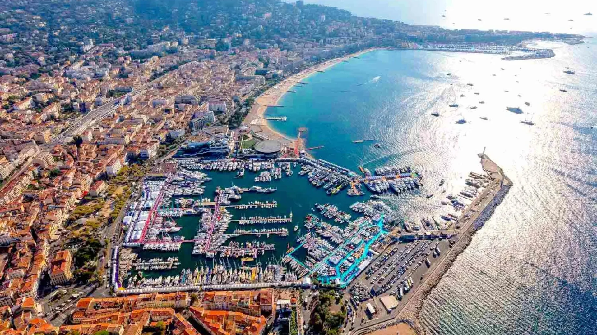 Agence web à Cannes — port de Cannes, Skyward Agency sur la Côte d'Azur