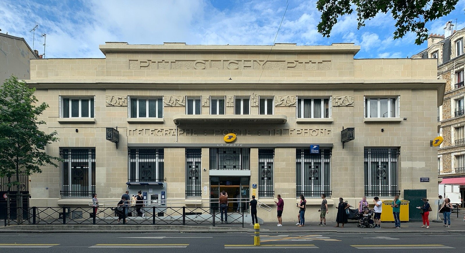 Développement d'applications mobiles à Clichy — Skyward Agency