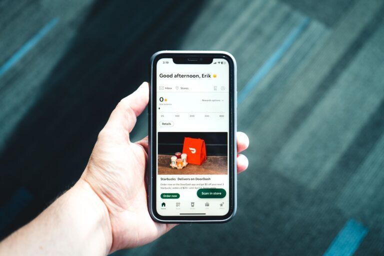 Comment créer une app comme Uber Eats en 2026 ? : fonctionnalités essentielles application livraison repas