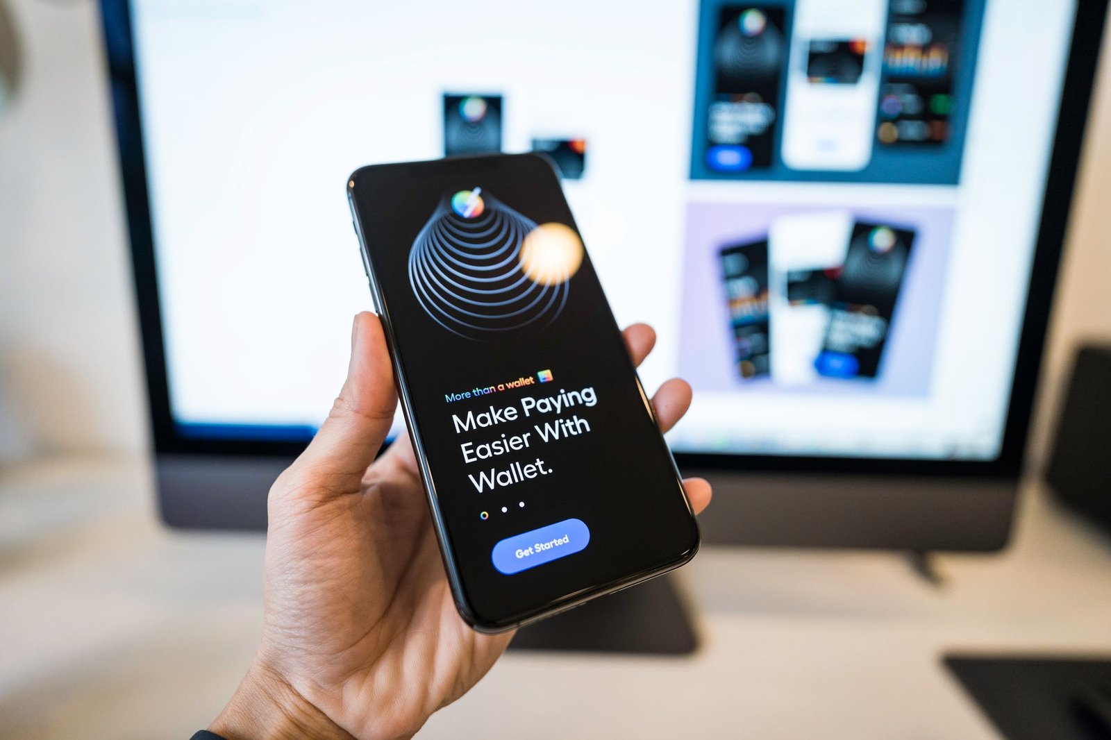 Interface utilisateur moderne d'une application mobile développée avec Flutter, avec des éléments de design personnalisés.