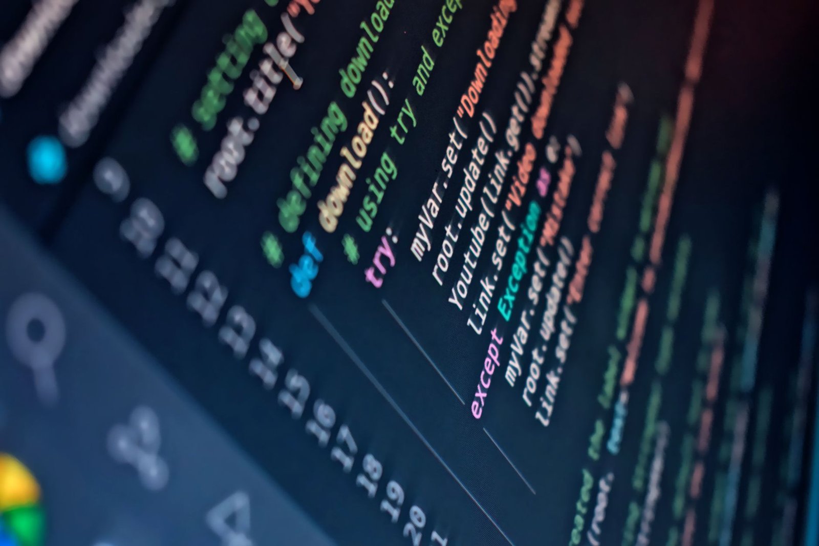 Écran de code Kotlin Multiplatform montrant la logique métier partagée entre différentes plateformes.