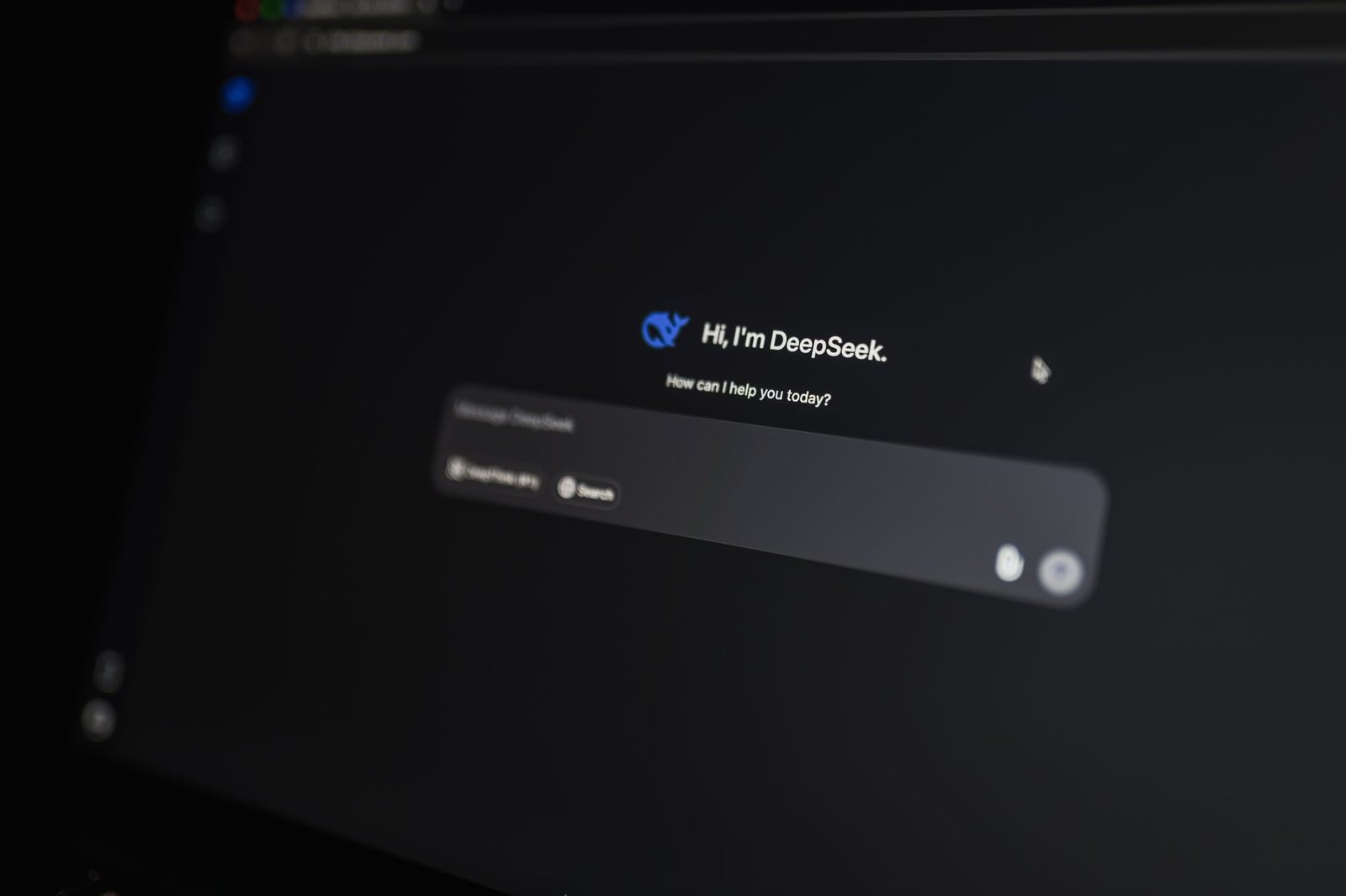 Interface utilisateur montrant un moteur de recherche sémantique alimenté par RAG.