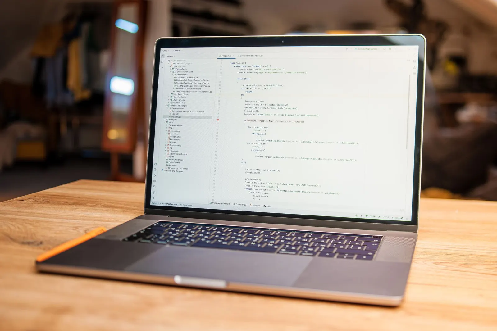 Équipe au travail — Quelles sont les 7 meilleures agences de développement de web app PWA à Île Maurice ?