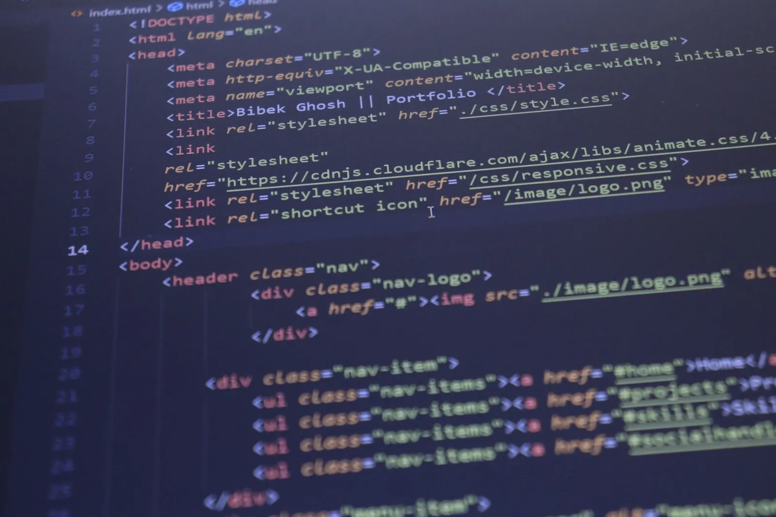 Icônes représentant les facteurs de coût d'un site web
